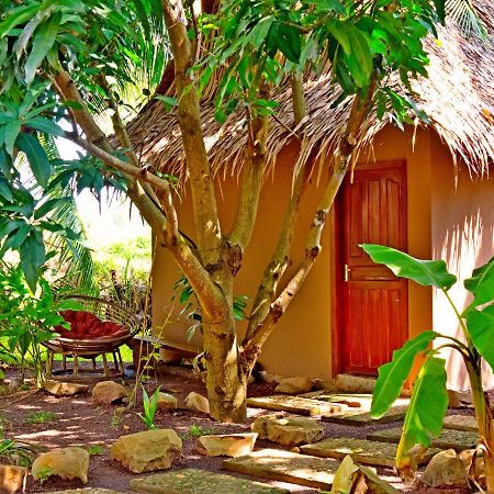 The Plantation Hostel Kampot Buitenkant foto