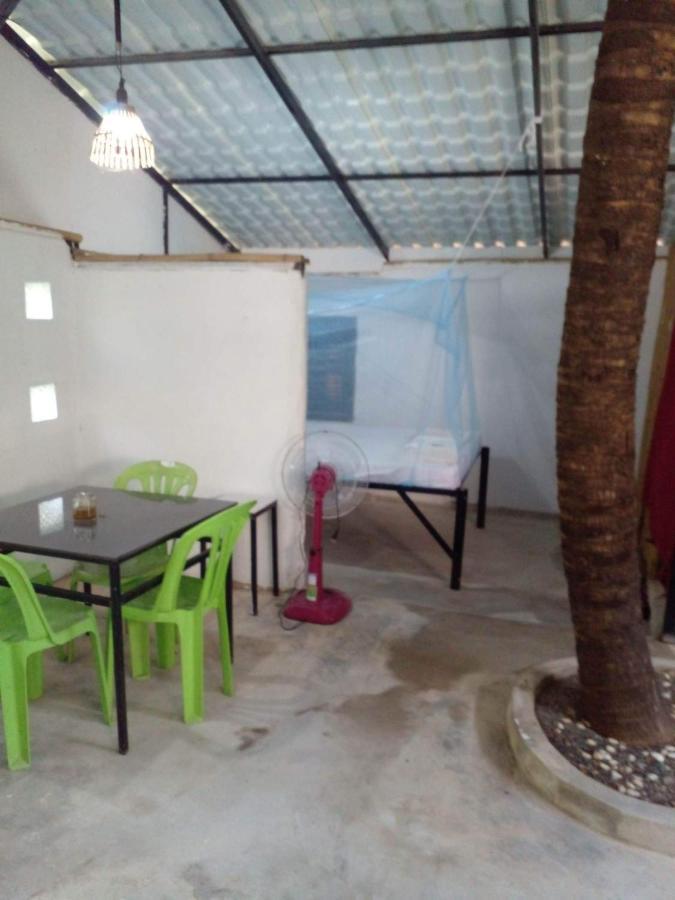 The Plantation Hostel Kampot Buitenkant foto