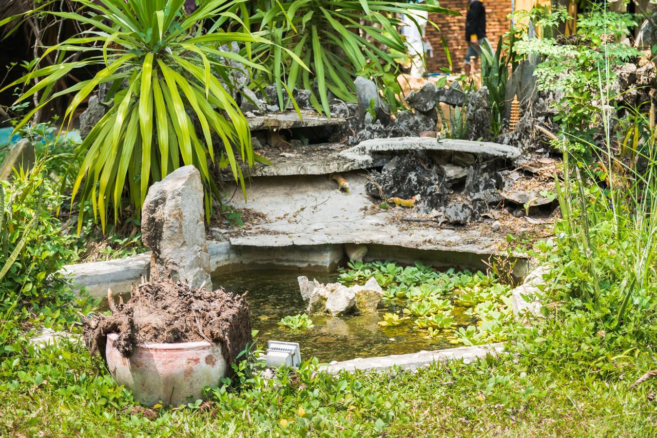 The Plantation Hostel Kampot Buitenkant foto